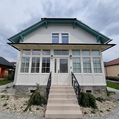 5 Luxusnich Apartmanu V Srdci Jeseniku *